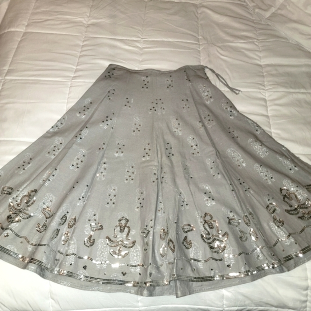 NWOT WD.NY Silver Sequin Skirt